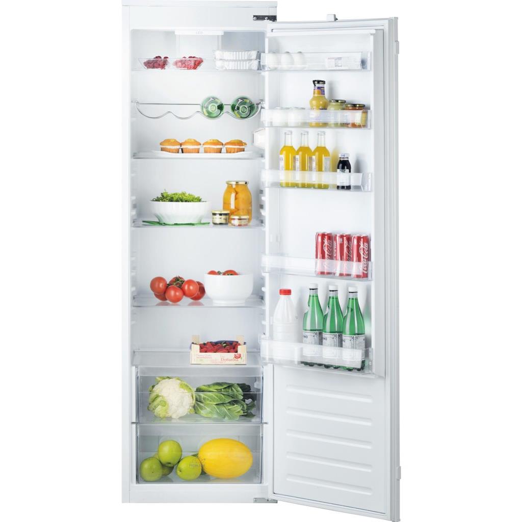 Hotpoint integrated fridge: white