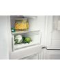 Hotpoint H1NT 821E W 1Freestanding Fridge Freezer