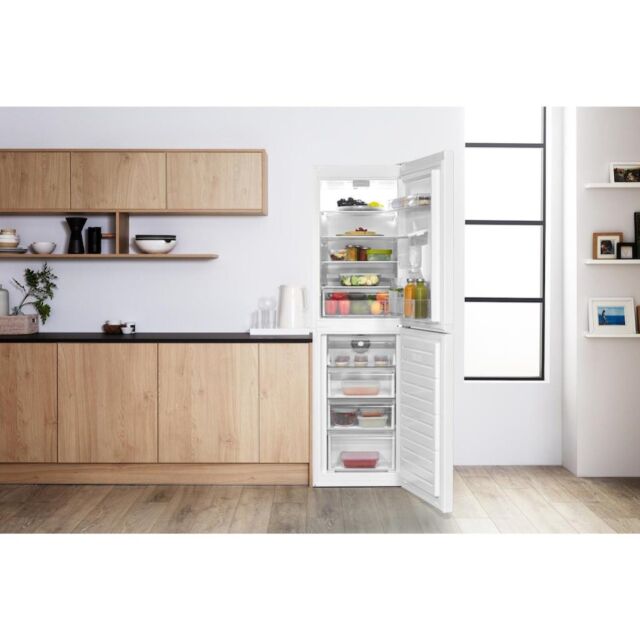 Hotpoint HBNF 55181 W AQUA UK 1 fridge freezer - White