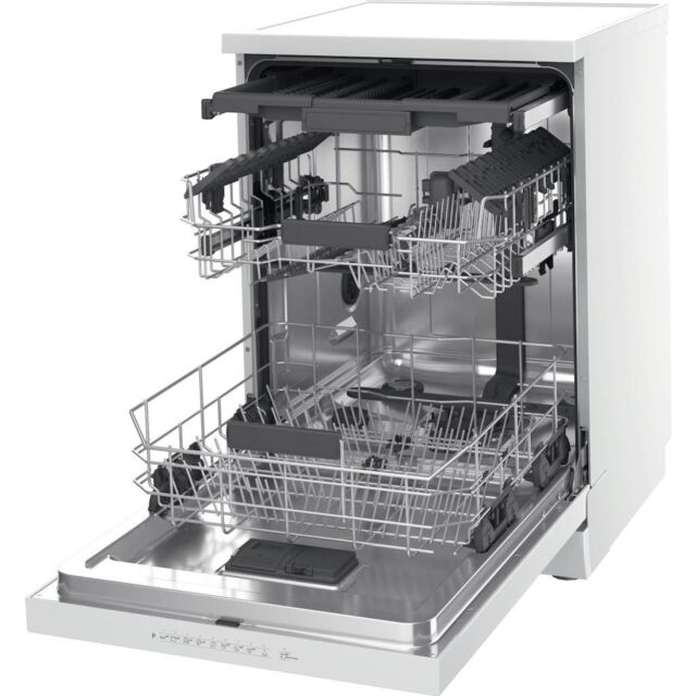 Hotpoint HD7FHP33 60cm Dishwasher - White