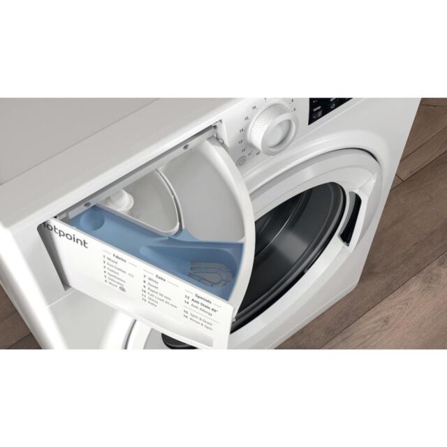 Hotpoint NSWM1045CWUKN Freestanding Washing Machine