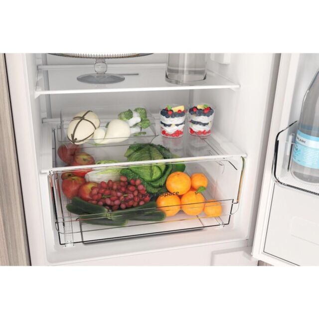 Indesit INC18T312UK Total No Frost Integrated Fridge Freezer - White