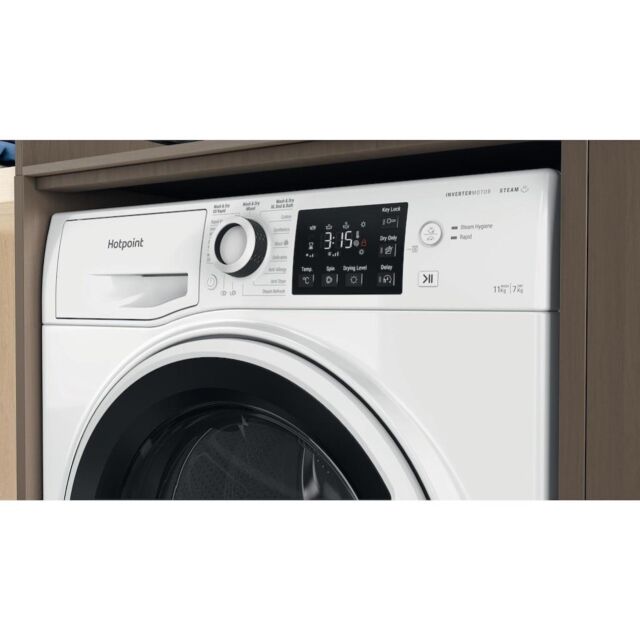 Hotpoint NDB11724WUK Freestanding Washer Dryer