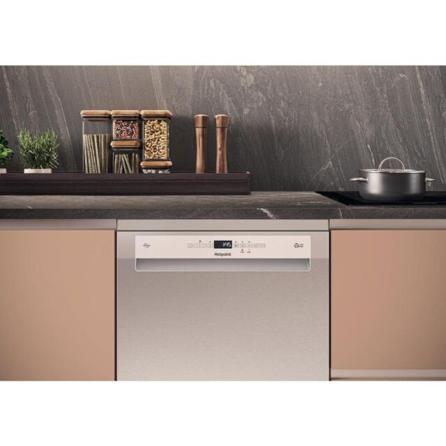 Hotpoint Full Size Freestanding Dishwasher - Stainless Steel - 15 Place Settings - C Rated - H7F HP43 X UK