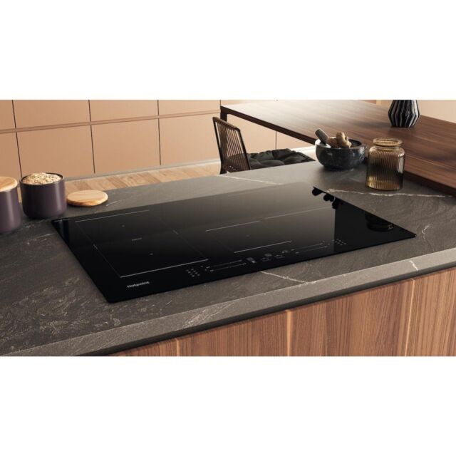 Hotpoint TS6477CCPNE Induction Hob