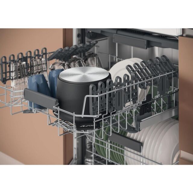 Hotpoint HD7FHP33 60cm Dishwasher - White