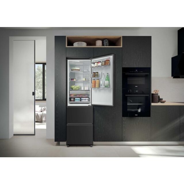 Haier HTR3518ENMTK Freestanding No Frost Fridge Freezer