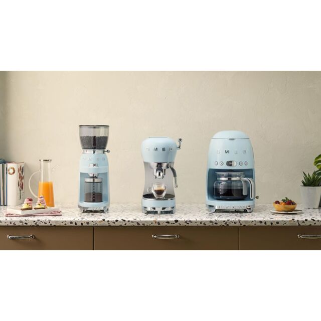 Smeg DCF02PBUK Drip Filter Coffee Machine