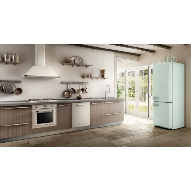 Smeg KT90PE 90cm Victoria Chimney Hood, Cream