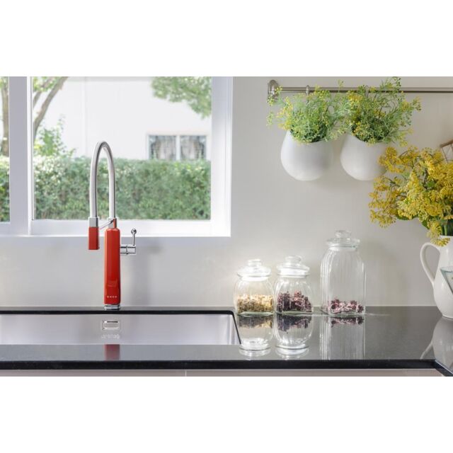 Smeg MDF50RD Tap, Red