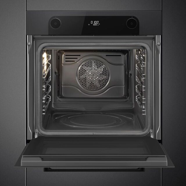 Smeg SFP6201TBI Pyrolytic Built-In Single Oven - Black