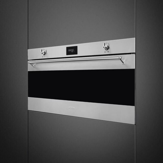 Smeg SFPR9301TX Pyrolytic Single Oven - Stainless Steel
