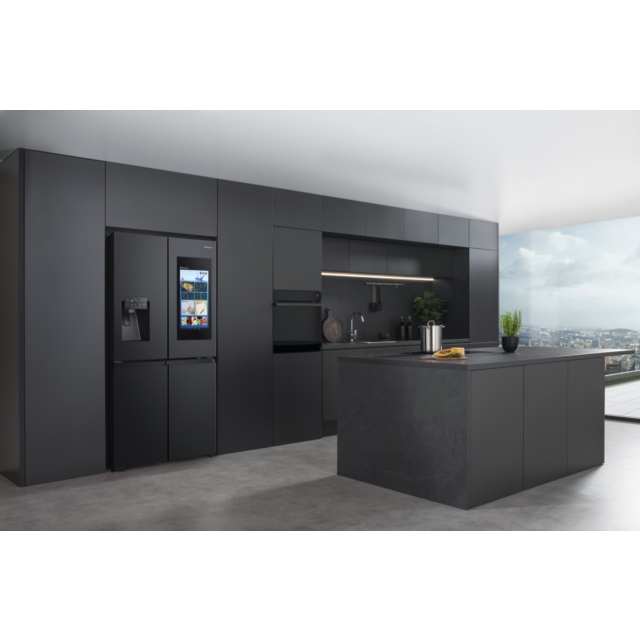 Hisense RQ760N4IFE American 4 Door Cross Door, Plumbed Water And Ice Dispenser, Eclipse Dark Interio